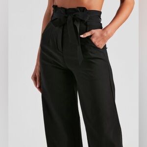 Black tie waist pants with pockets